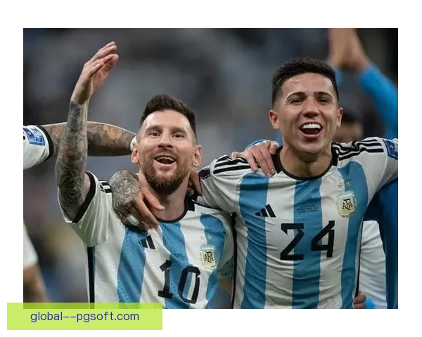 从天价转会到中场核心恩佐加盟切尔西引发英超格局震动与未来想象