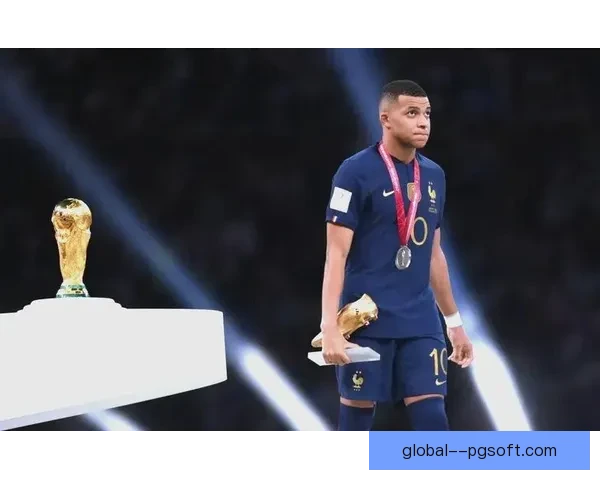 姆巴佩告别巴黎七年辉煌征程 揭开新篇章的转会风云